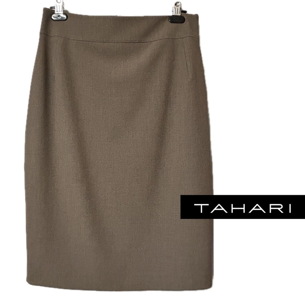 Tahari  Moxie Taupe Pencil Skirt NWOT Size 12